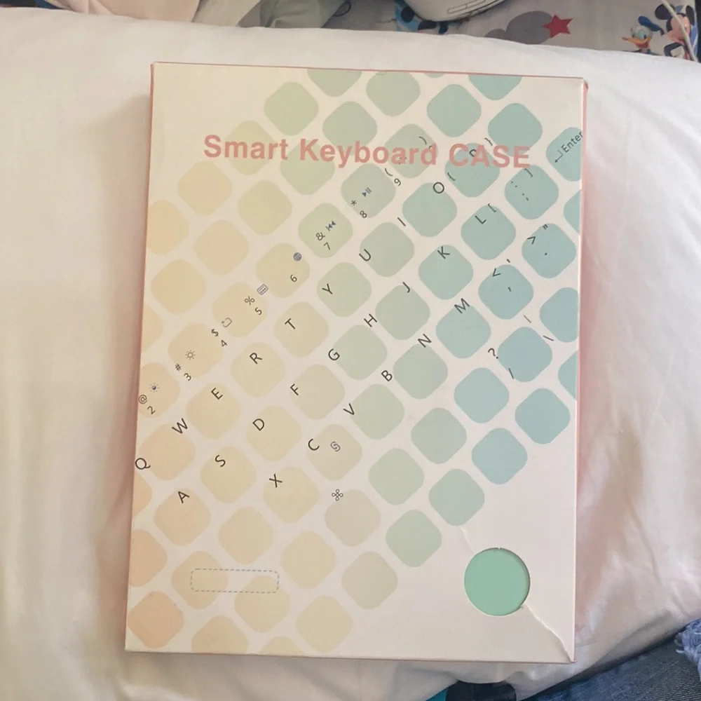 iPad Smart Keyboard Case fits a ipad 10.9in